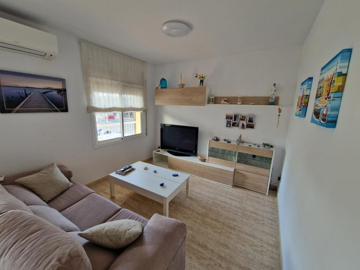 Beach Apartment Regueral Камбрильс Экстерьер фото